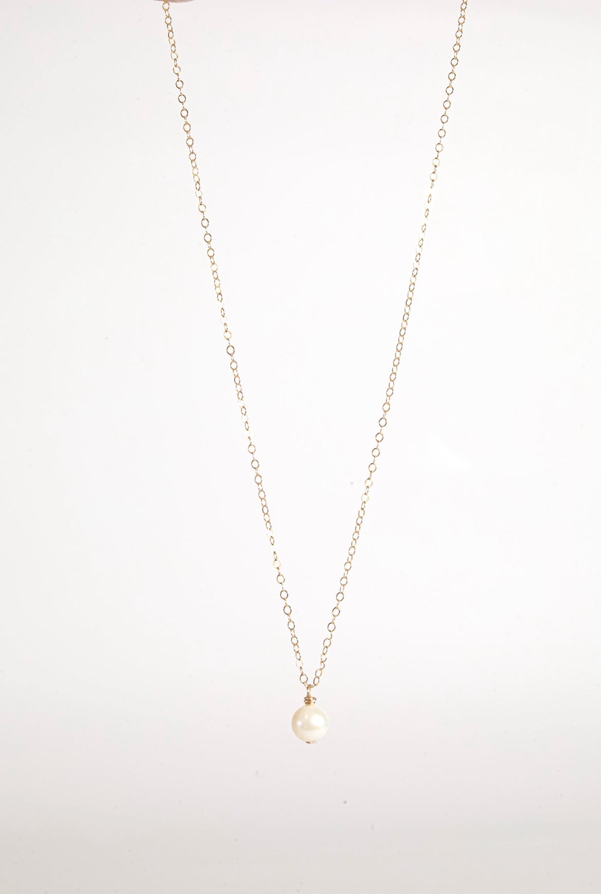 Athena Pearl Necklace image 3