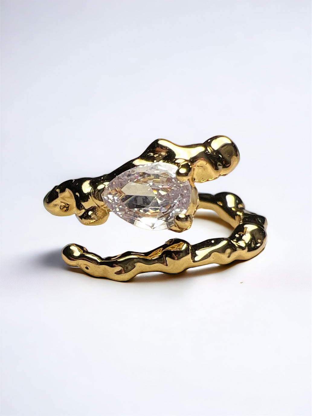 Zizi Gold Ring image 3