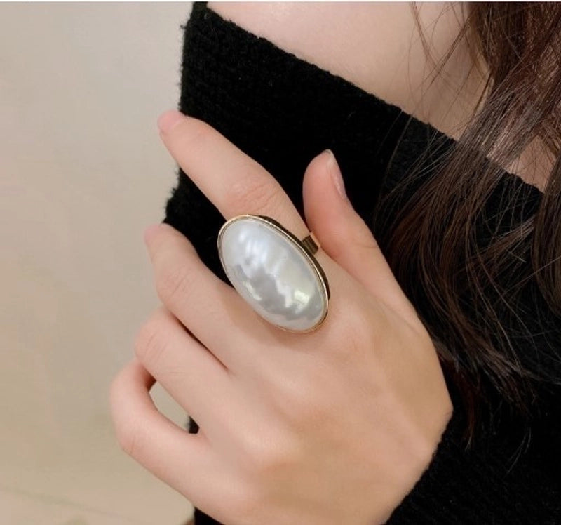 Sue Ring image 0