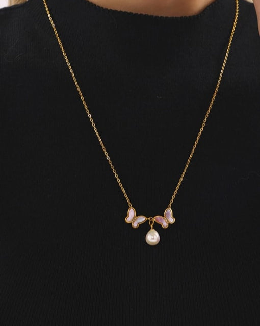 Milo Necklace image 1