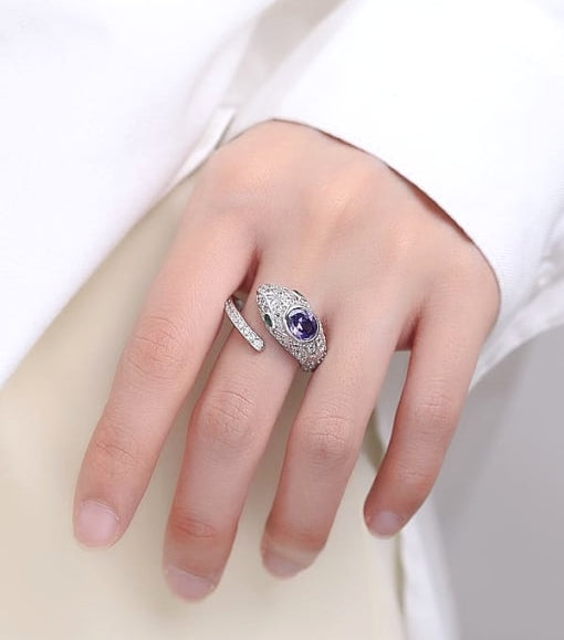 Greta Ring image 1